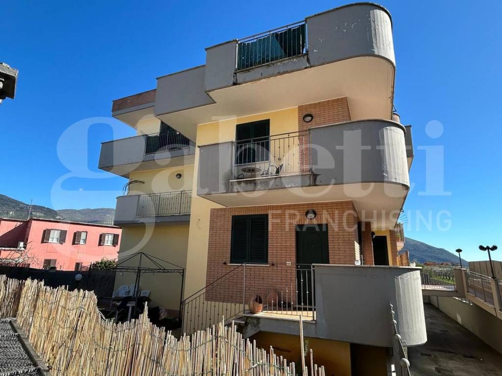 Appartamento a Sermoneta in Via Grifona, 8 - Foto 3