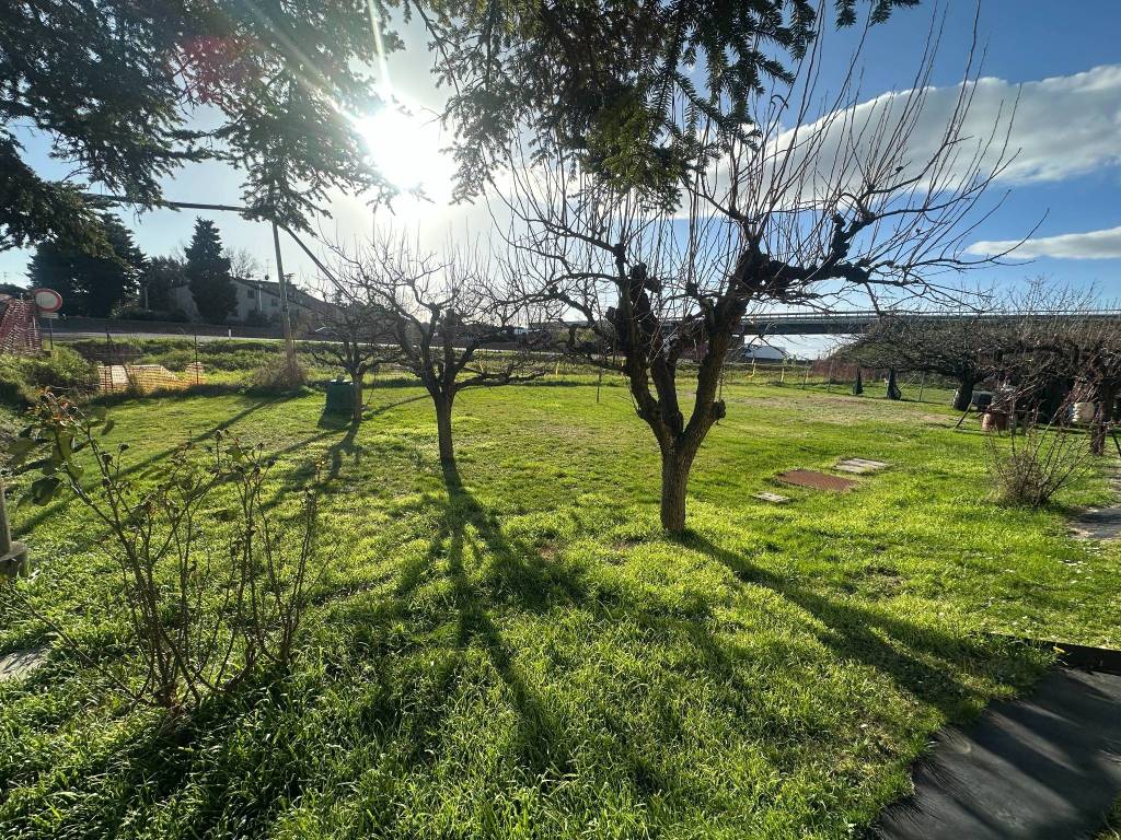 Villa a Imola in Via San Prospero, 136 - Foto 2