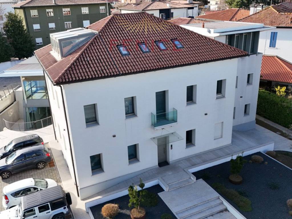 Immobile a Castelfranco veneto in Viale Brigata Cesare Battisti - Foto 4