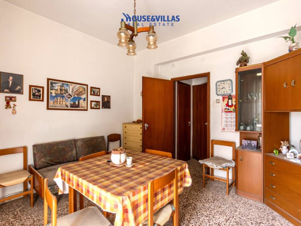 Appartamento a Noto in Via Ugo Lago - Foto 2