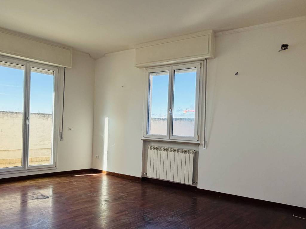 Appartamento a Pesaro in Via Giuseppe Mazzini, 31 - Foto 2