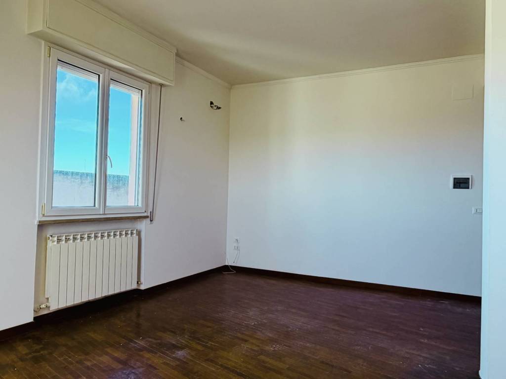 Appartamento a Pesaro in Via Giuseppe Mazzini, 31 - Foto 4