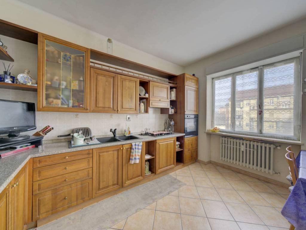 Appartamento a Carmagnola in Viale Eloisia Barbaroux, 25 - Foto 5