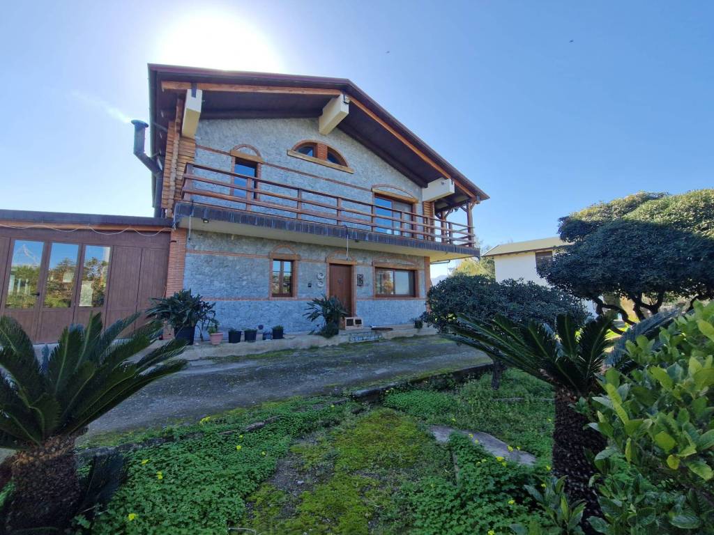 Villa a Pace del mela in Via Calderone - Foto 3