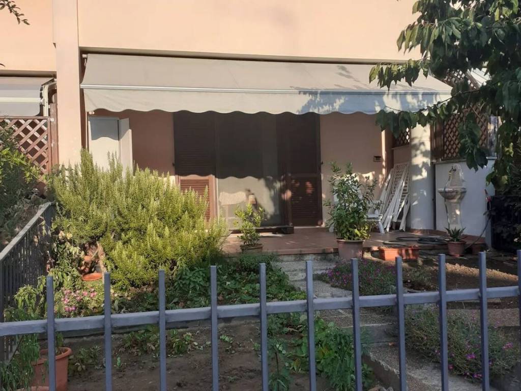Villa a Voghera in Via Angelo Cignoli - Foto 2