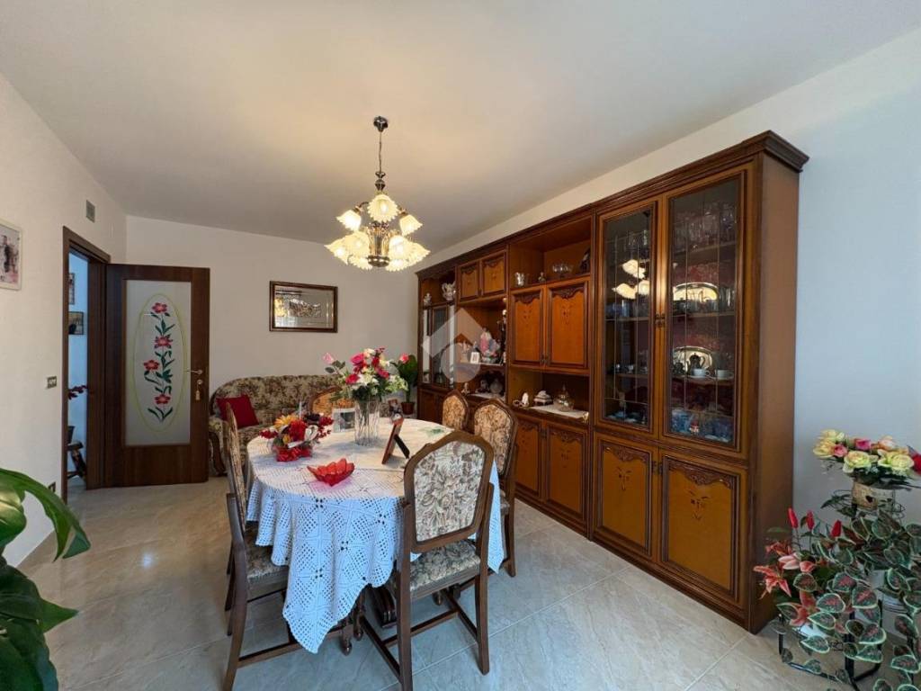 Appartamento a Polignano a mare in Via Papa Giovanni XXIII, 71 - Foto 4