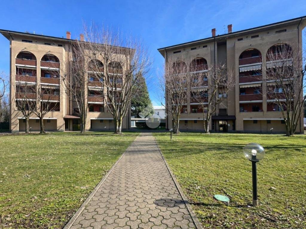 Appartamento a Bovisio-masciago in Via Vincenzo Bellini, 1 - Foto 2