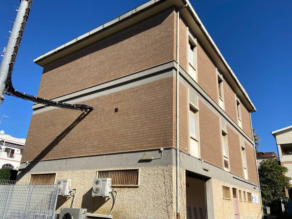 Palazzo / stabile a Santa marinella in Via Ortigara - Foto 2