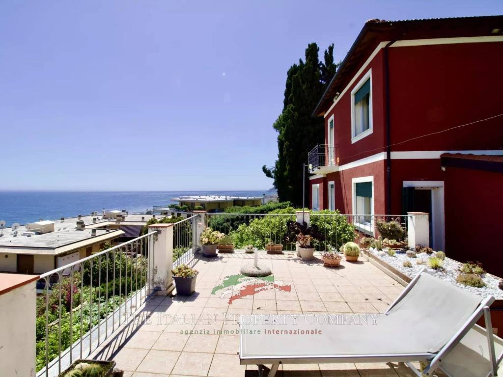 Villa a Sanremo in Via Lamarmora, 254, 18038 Sanremo IM - Foto 2