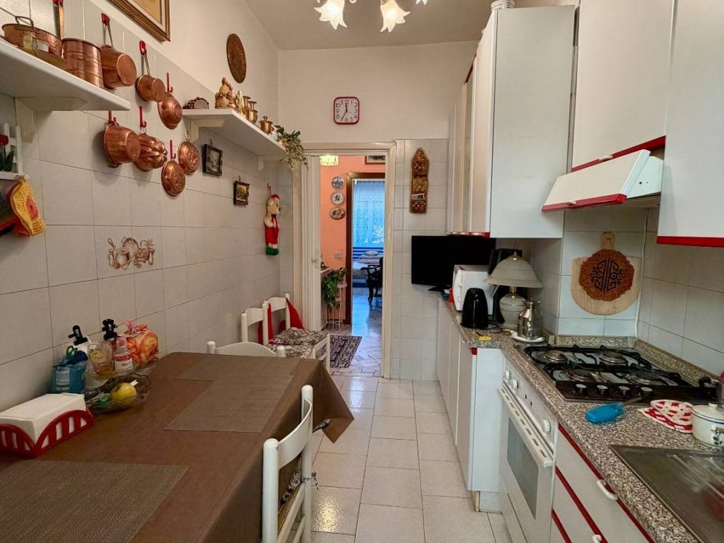 Appartamento a Paderno dugnano in Viale Bolivia, 9 - Foto 4