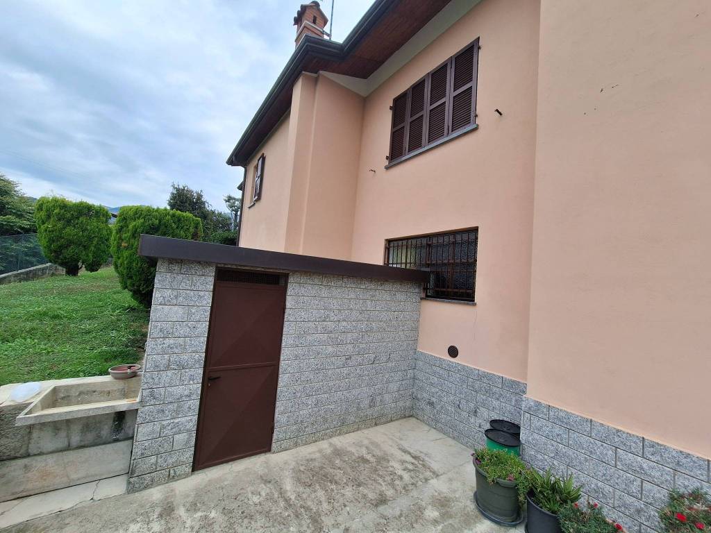 Villa a Palazzago in Via Brughiera, 7 - Foto 4