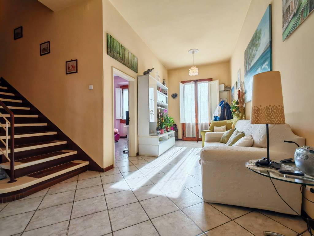 Casa indipendente a Prato - Foto 5