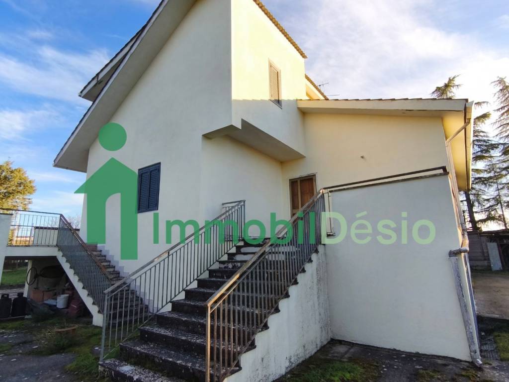 Casa indipendente a Potenza in Via delle Mattine, 325 - Foto 4