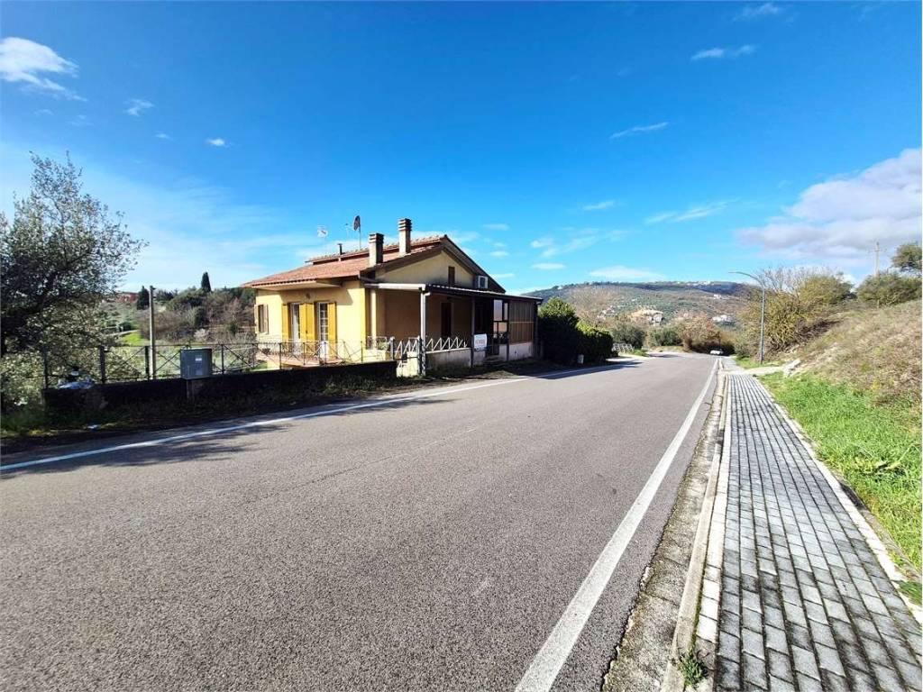 Casa indipendente a Monte san giovanni campano - Foto 3