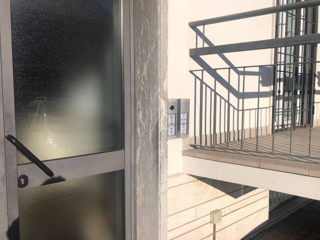 Appartamento a Brescia in Via Angelo Canossi, 7 - Foto 3