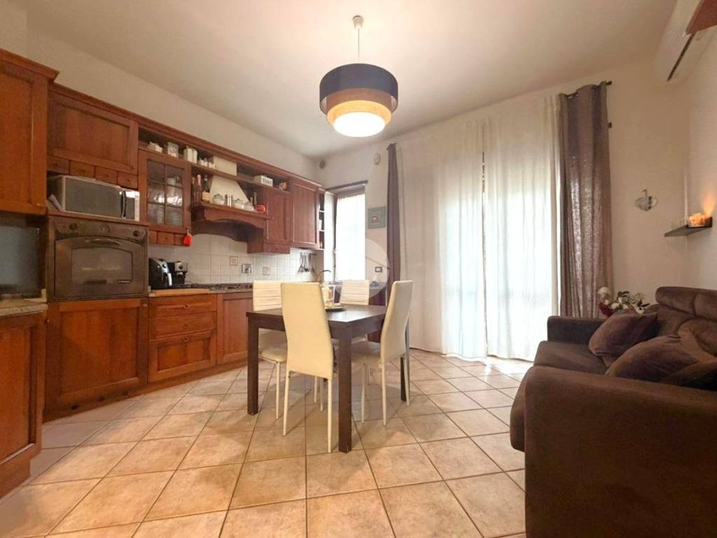 Appartamento a Orbassano in Via Leonardo da Vinci, 3 - Foto 4