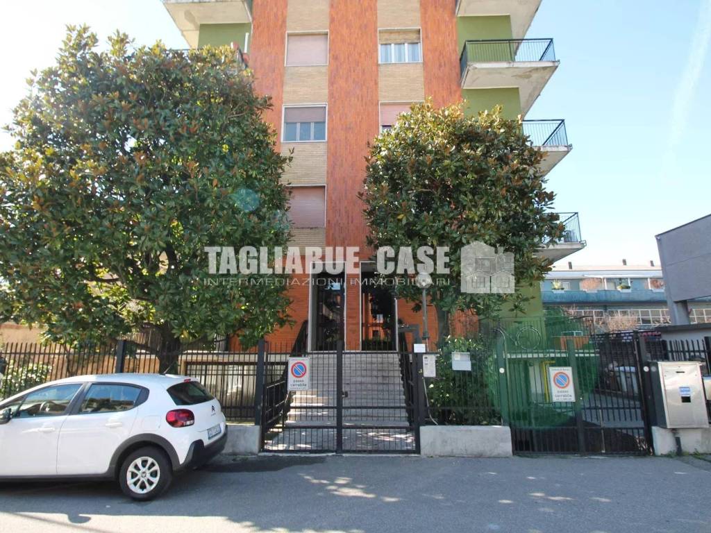 Appartamento a Bresso in Via Pietro Toselli, 65 - Foto 2