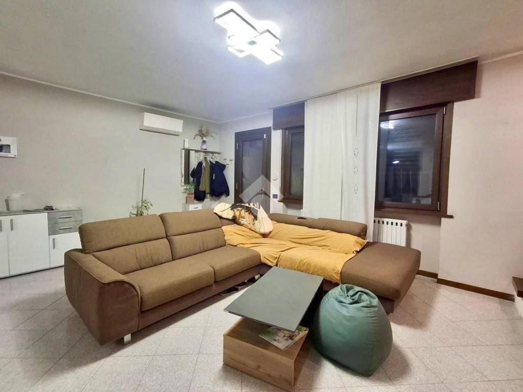 Villa a Caorso in Via Don Bergamaschi, 15 - Foto 5