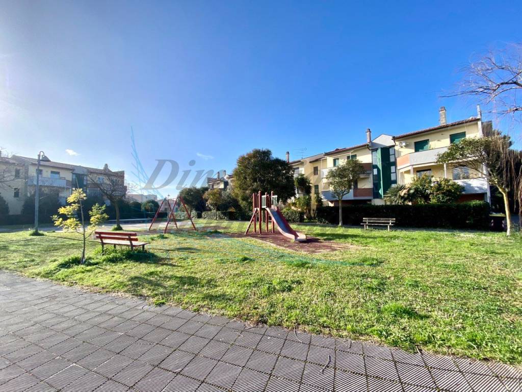 Appartamento a Rosignano marittimo in Via Sergio Tofano - Foto 3