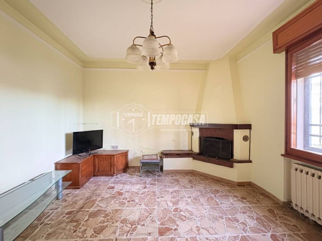 Casa indipendente a Fiorano modenese in Via Statale 91 - Foto 2