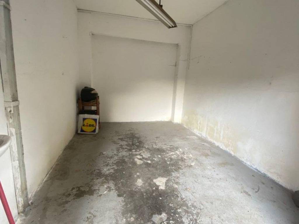 Box / garage a Genova in Via Campomorone - Foto 3