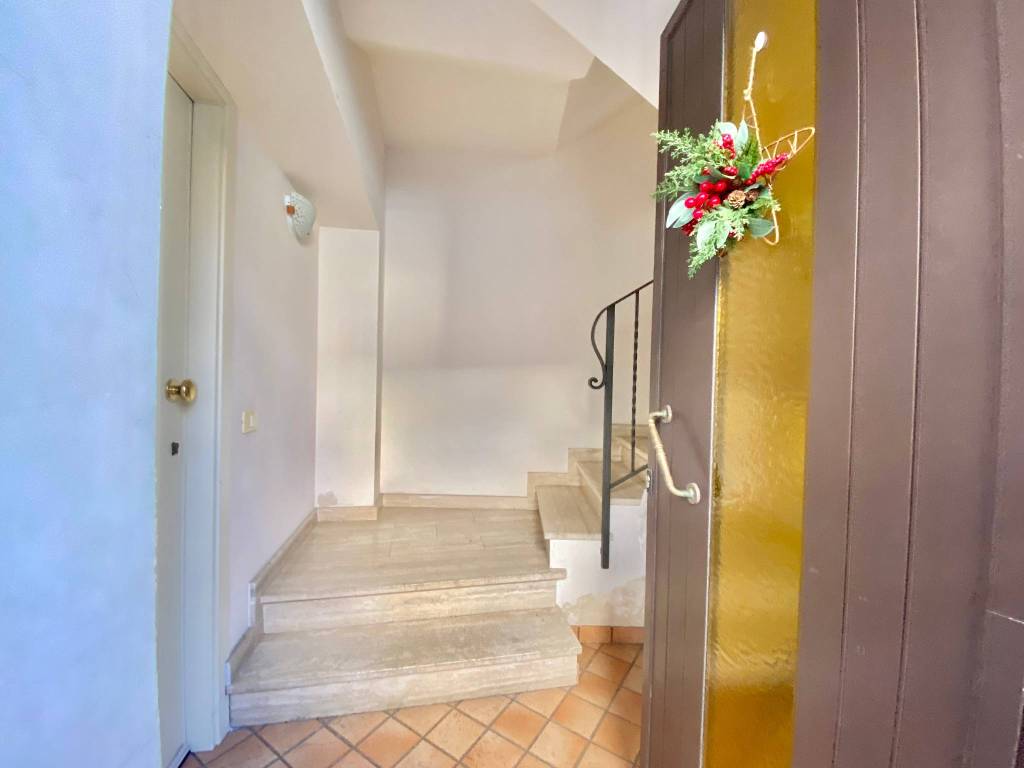 Appartamento a Giardini-naxos in Via Zara - Foto 3