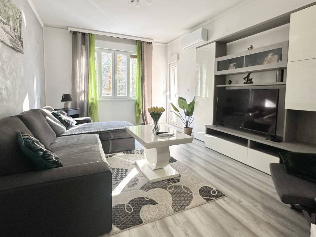 Appartamento a Trieste in Via Ippolito Pindemonte - Foto 4