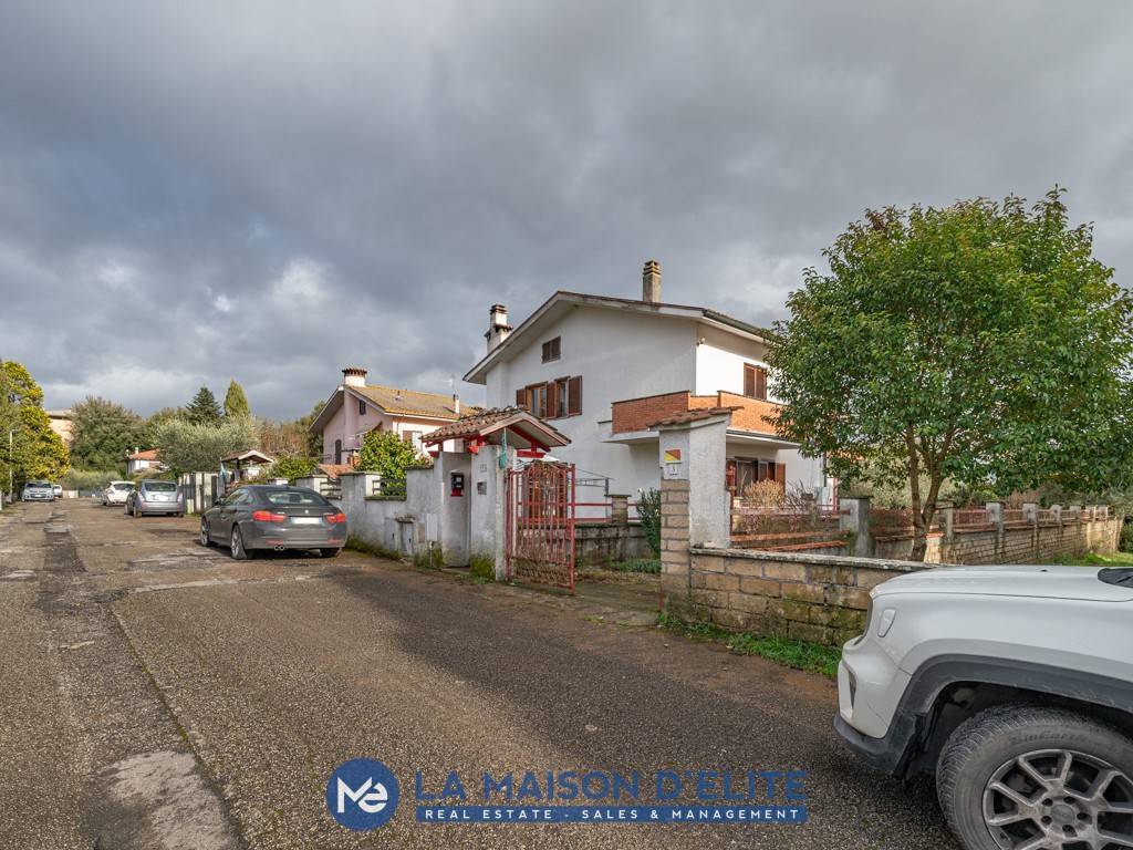 Villa a Acquapendente in Via Salvador Allende - Foto 4