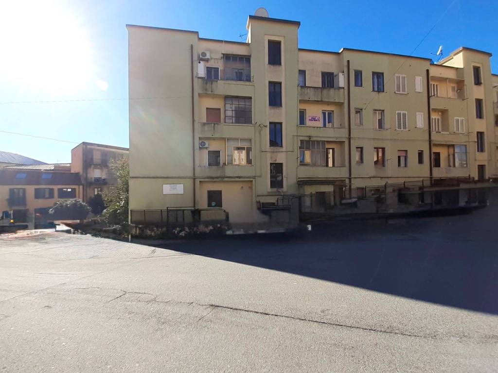 Appartamento a Catanzaro in Via Elvidio Borelli - Foto 4