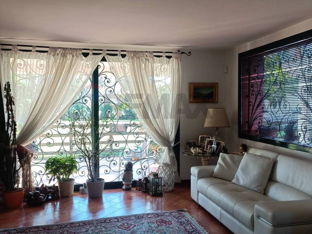 Villa a Bernareggio - Foto 4