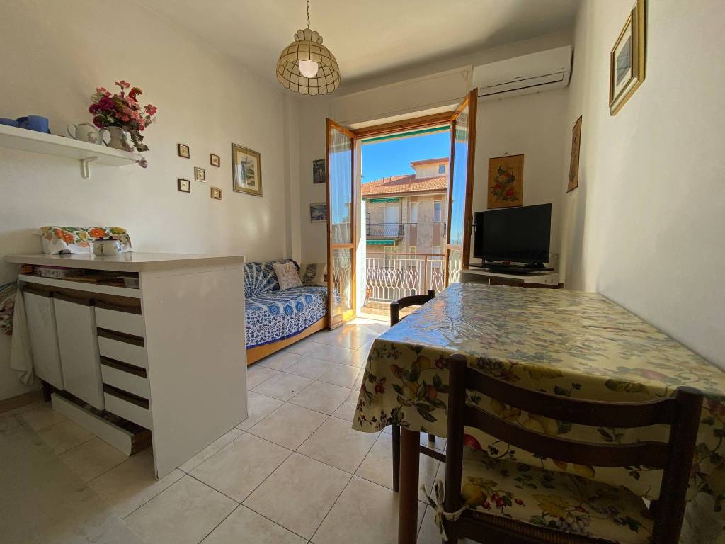 Appartamento a Ceriale in Via Magnone, 125 - Foto 2