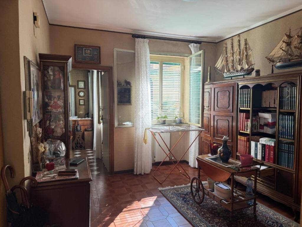 Appartamento a Genova in Via pertinace - Foto 2
