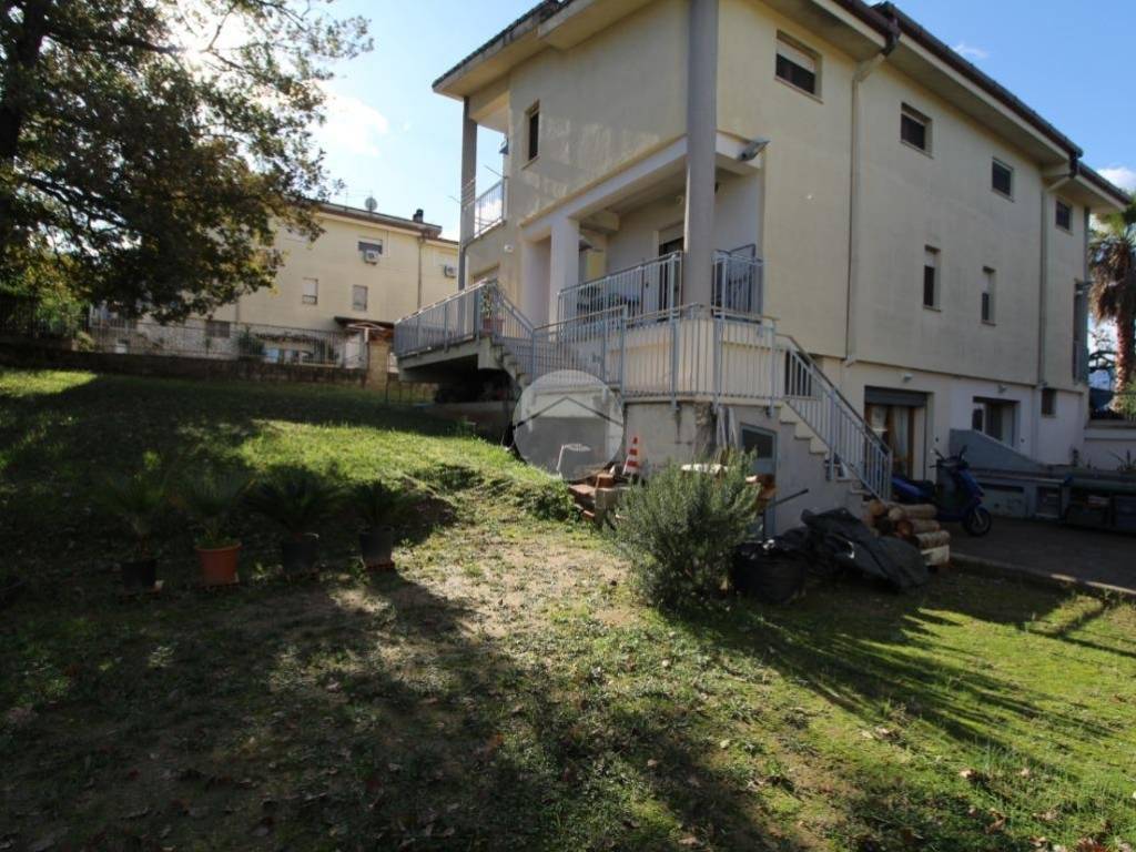 Villa a Montalto uffugo in Via Salerni, 59 - Foto 4