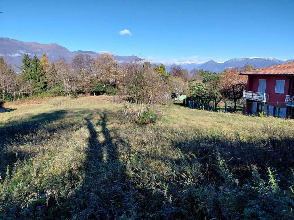 Terreno a Castelveccana in Via Galileo Galilei No Number - Foto 2