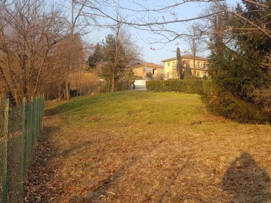 Terreno a Cittiglio in Via Cascine No Number - Foto 2