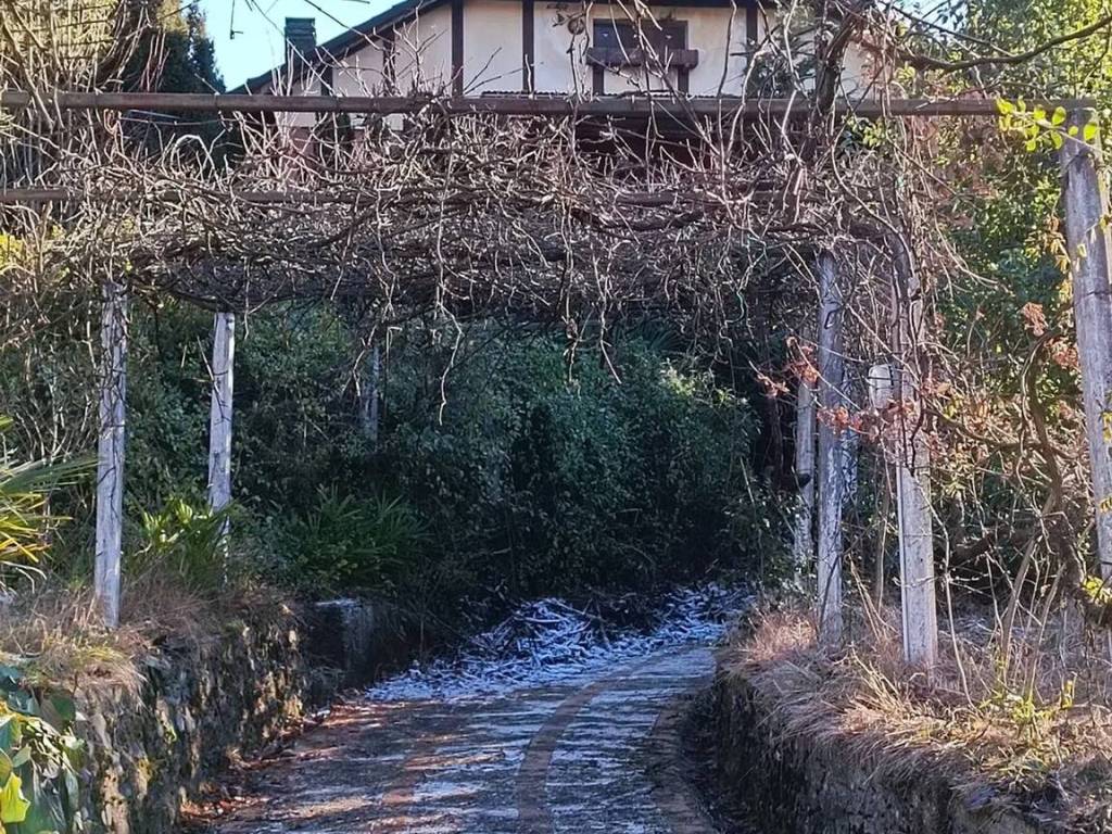 Villa a Castelveccana in Via Alla Campagna, 4 - Foto 3