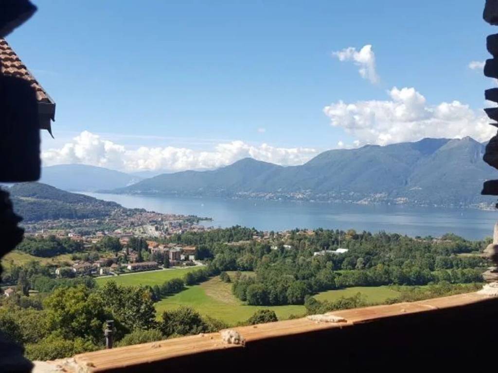 Appartamento a Luino in Vicolo Valdo - Foto 2
