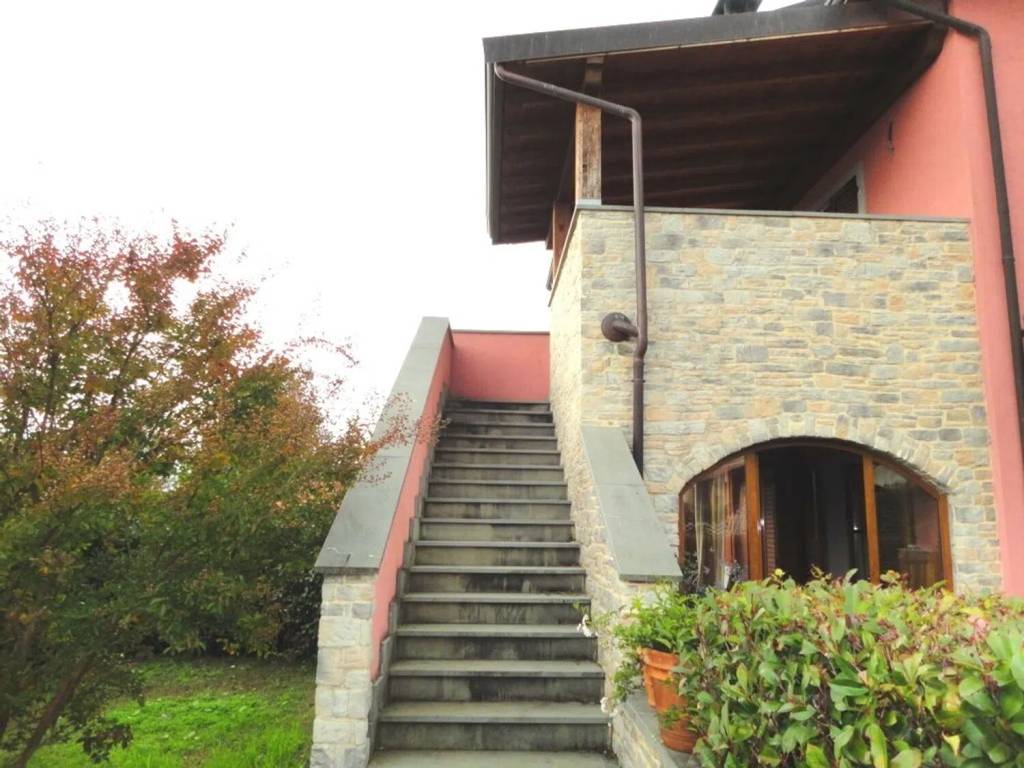 Villa a Villafranca in lunigiana in Viale Lunigiana - Foto 2