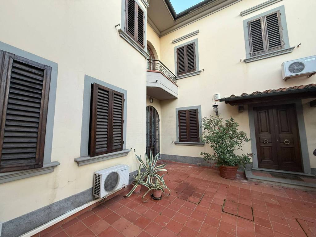 Villa a Prato in Via per Il Poggio Secco, 22 - Foto 4