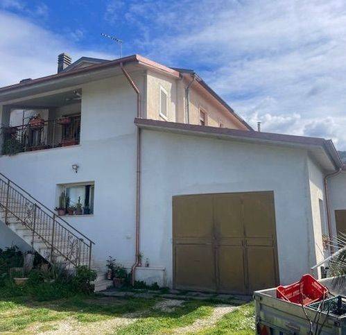 Villa a Stroncone in Sp65 - Foto 2