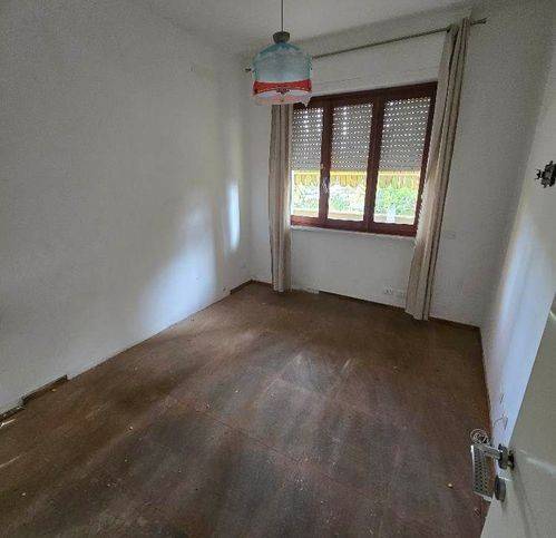 Appartamento a Carrara in Via Delle Pinete 15 - Foto 4