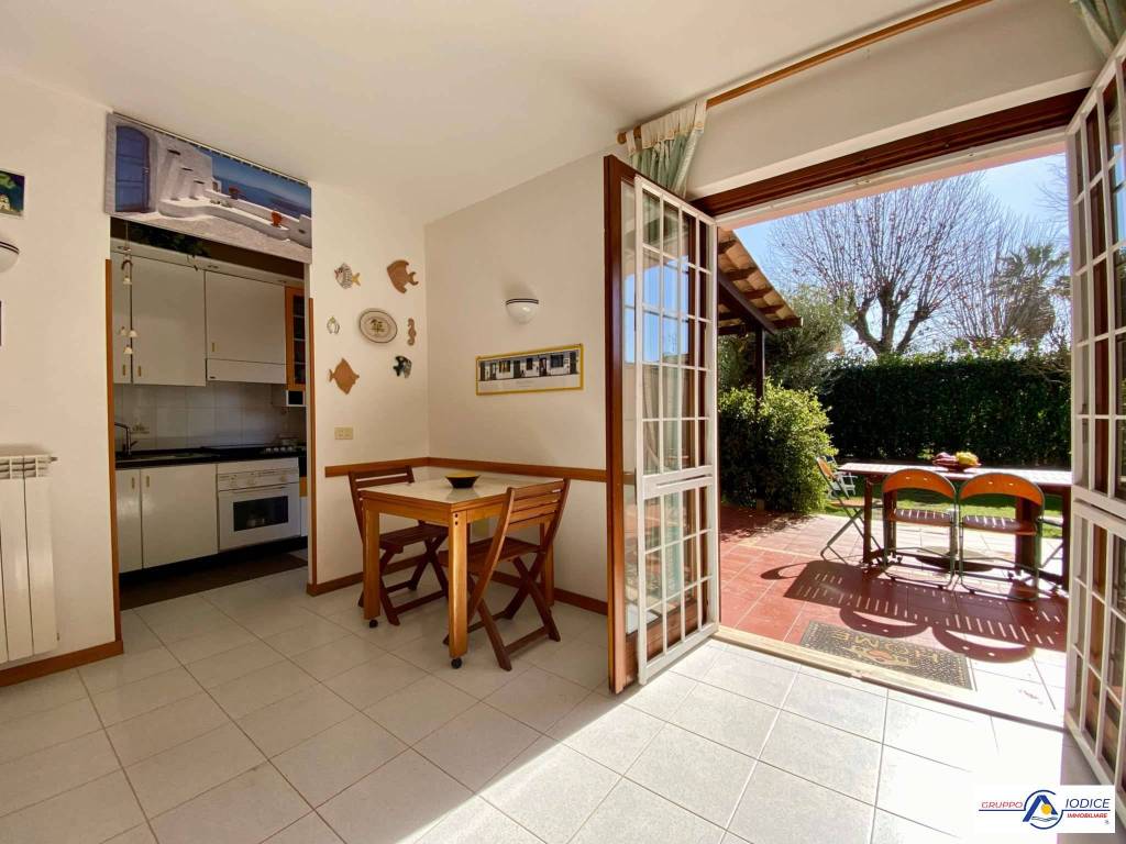 Villetta a schiera a Sabaudia in via Orsa Minore - Foto 2