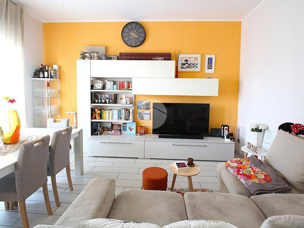 Appartamento a Magenta in Via A. Saffi, 59 - Foto 3