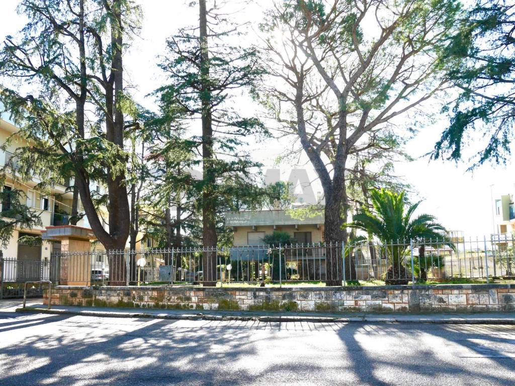 Villa a Conversano in VIA FRANCESCO GUICCIARDINI, 26 - Foto 2