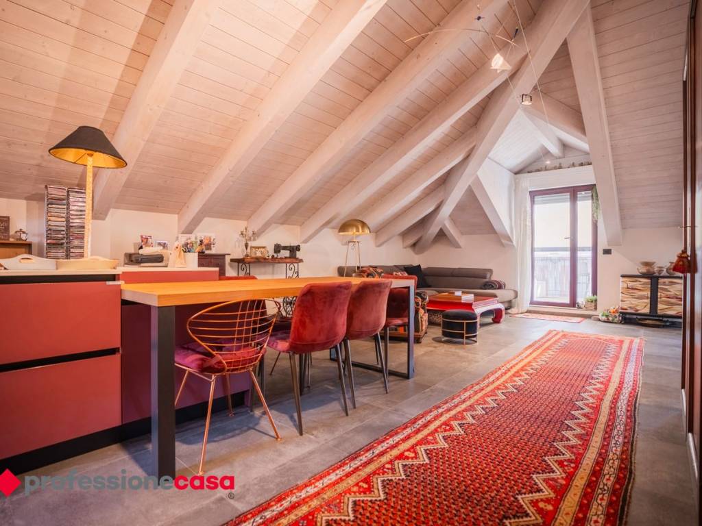 Appartamento a Pinerolo in Via Stefano Fer - Foto 2