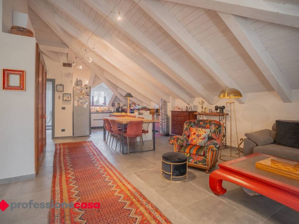 Appartamento a Pinerolo in Via Stefano Fer - Foto 3