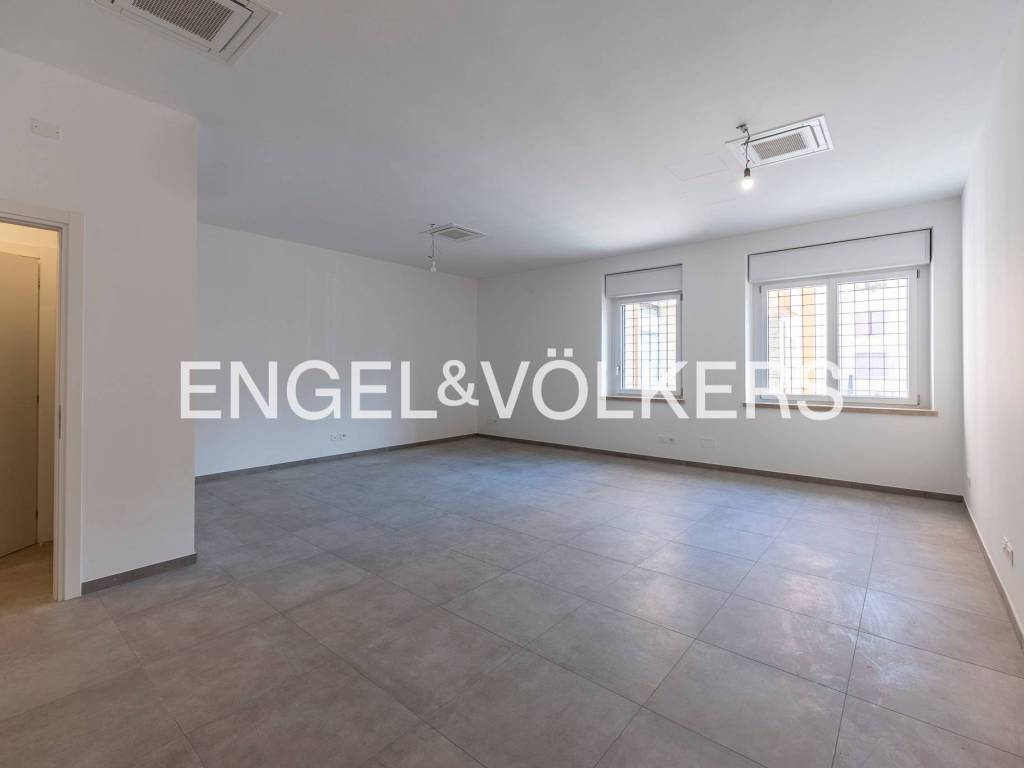 Appartamento a Verona in Via Luigi Settembrini - Foto 3