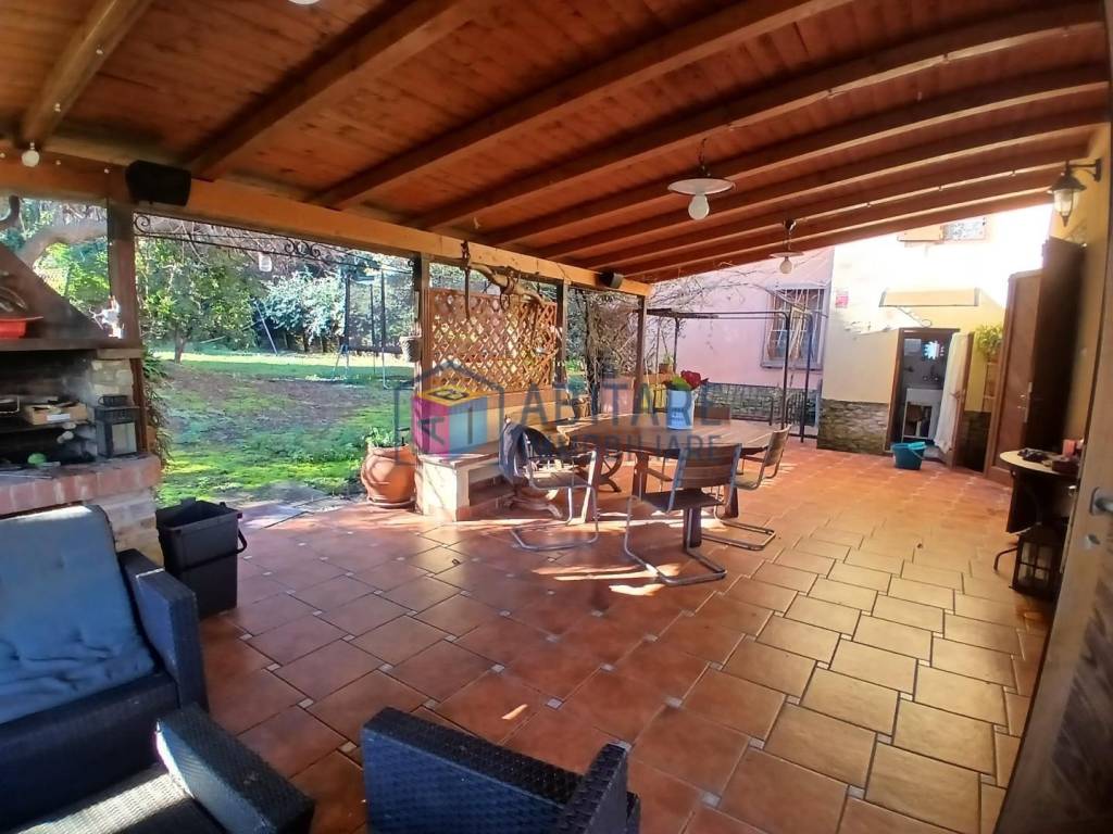Villa a Collesalvetti in Via di San Giusto, 32 - Foto 2