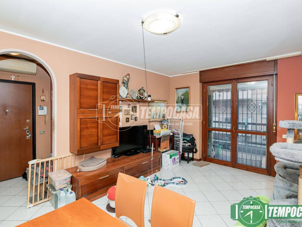 Appartamento a Lodi vecchio in Via E. de Filippo 41 - Foto 2