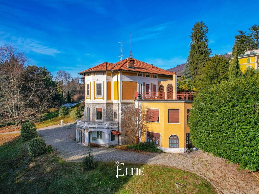 Villa a Varese in Via Benvenuto Cellini, 39 - Foto 5